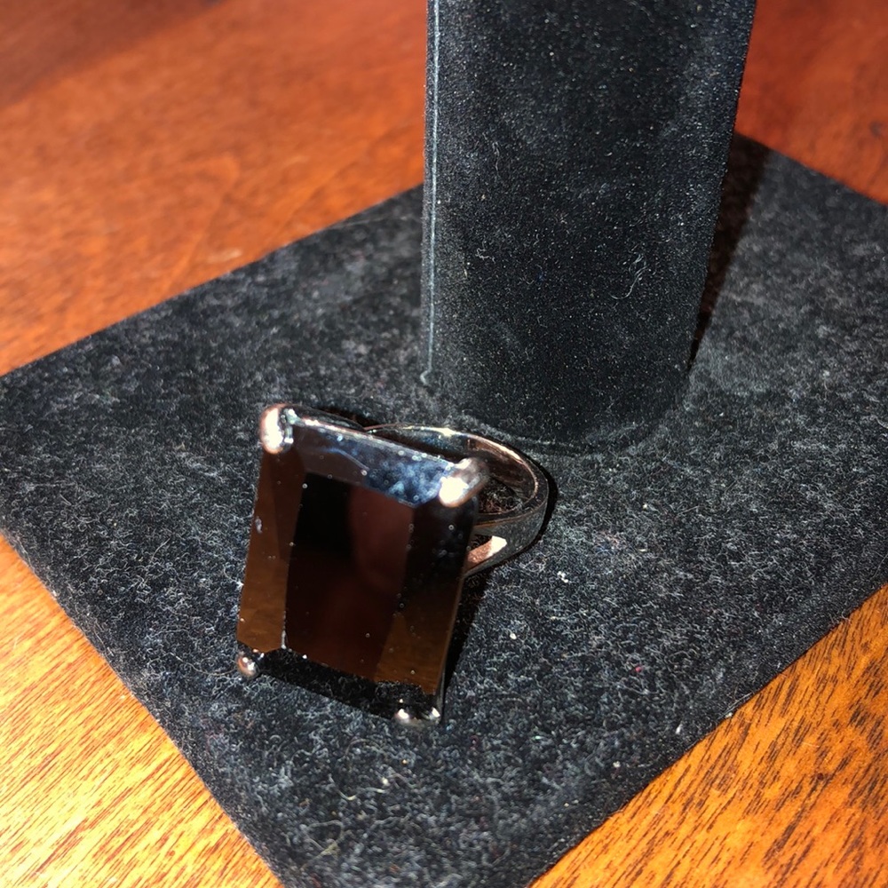 Beautiful ring, stone is purple in person